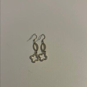 Elegant silver and Cream Earrings